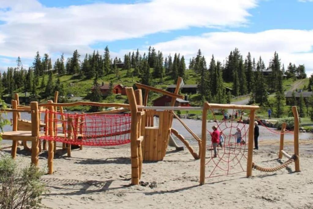 Leilighet Med Panoramautsikt Sjusjoen Innendors Parkering Exterior foto